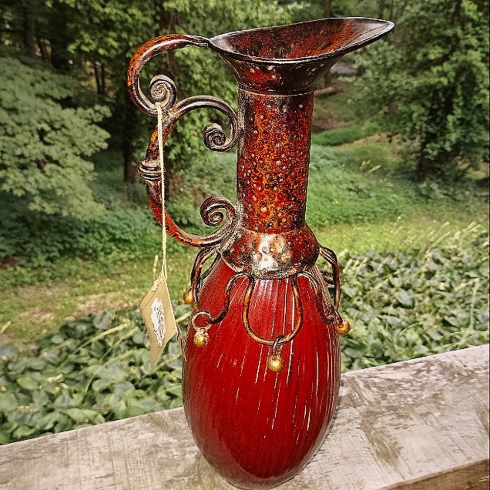 Brick Red Tall Brass Scroll Ornate  Pitcher Style Vase NWT Carolyn Kinder…